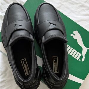 Puma Women’s Soaphyr Loafer, Black, Size 8